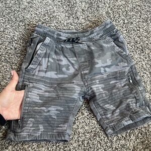 Boys fashion shorts Ring of Fire Gray Camo Kids Shorts size 10